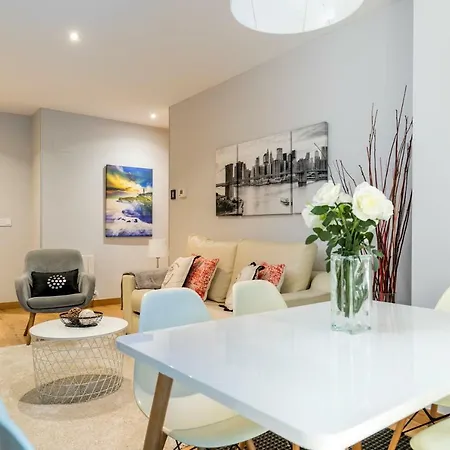 Zurriola Suites By Forever * Сан-Себастьян